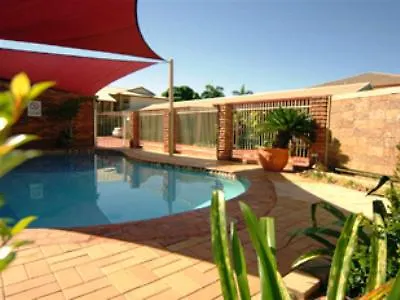 Cascade Motel In Townsville