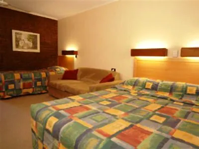 Cascade Motel In Townsville