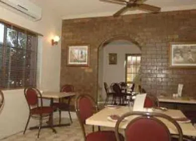 Cascade Motel In Townsville