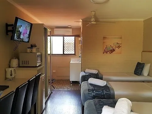 Cascade Motel In Townsville
